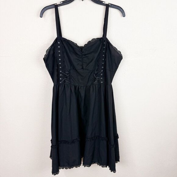 Black Goth Alternative Lace Up Mini Dress XL Halloween Thorn and Fable Hot Topic - Picture 1 of 6